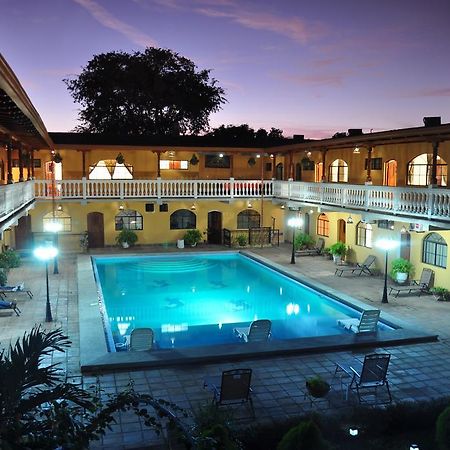 Hotel Cordoba Granada Bagian luar foto